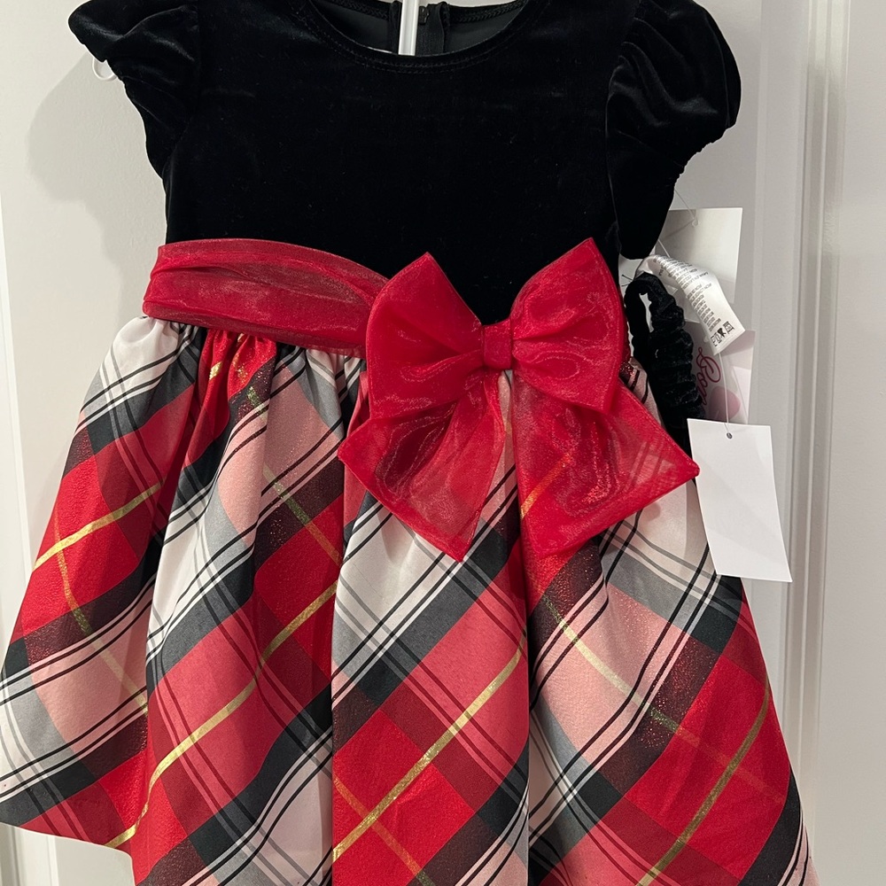 Plaid Dress with Red Bow comes with headband!